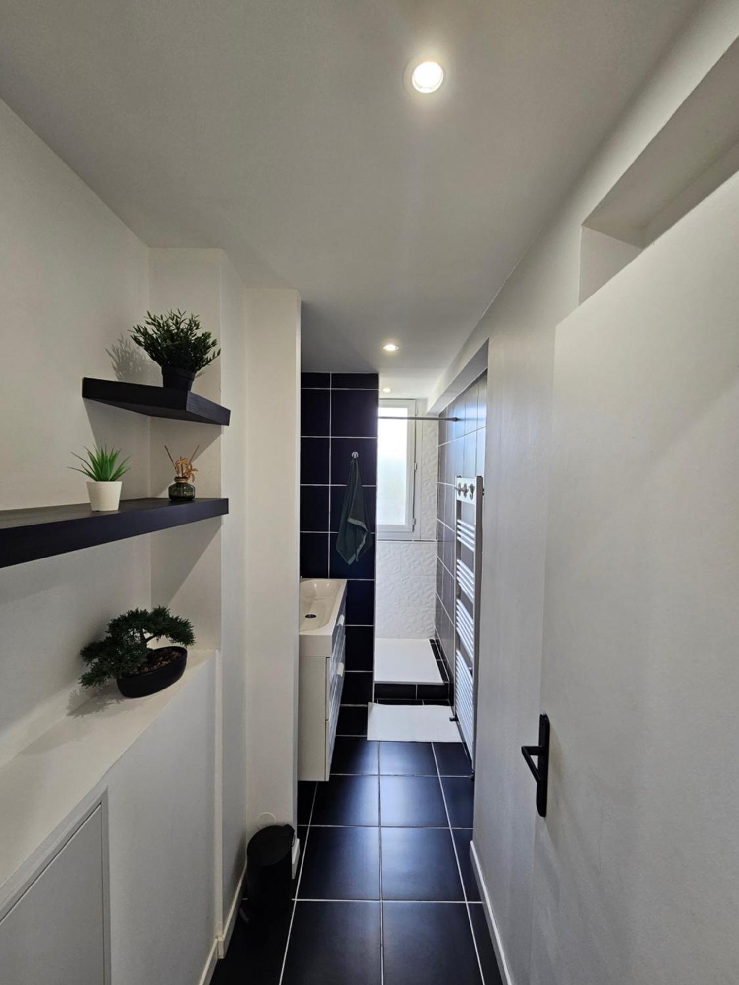 Charmant & Spacieux 3 Chambres - Mm Apartment - Lyon Grand Parilly Vénissieux Eksteriør billede
