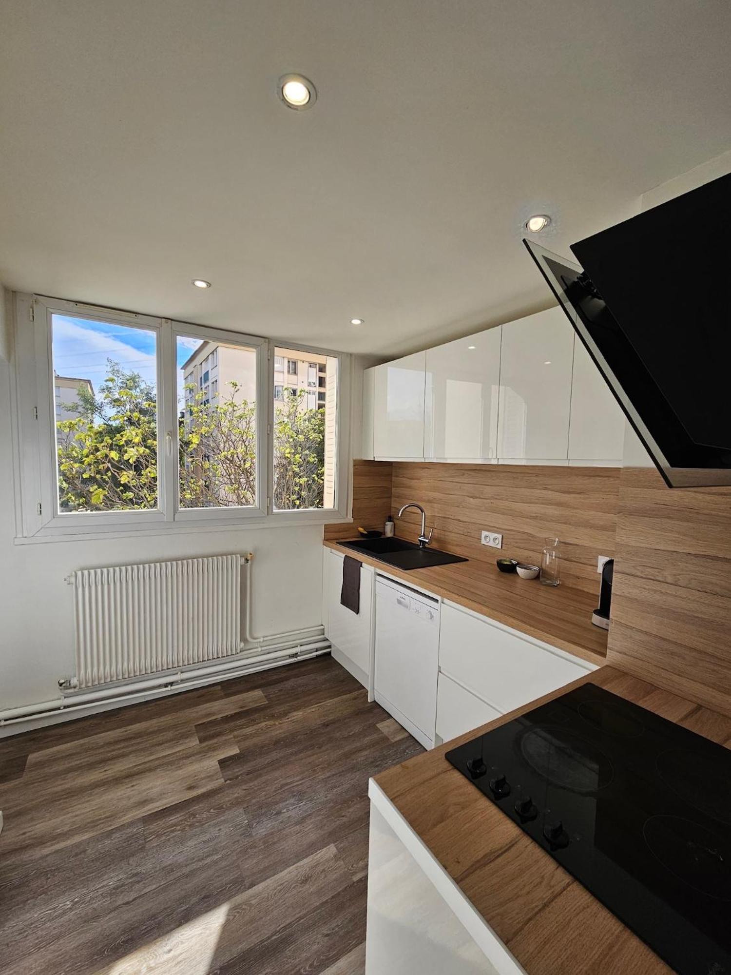Charmant & Spacieux 3 Chambres - Mm Apartment - Lyon Grand Parilly Vénissieux Eksteriør billede